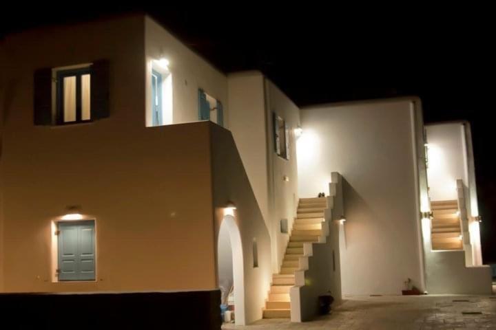 Mer Bleu Apartments Ampelas Eksteriør billede